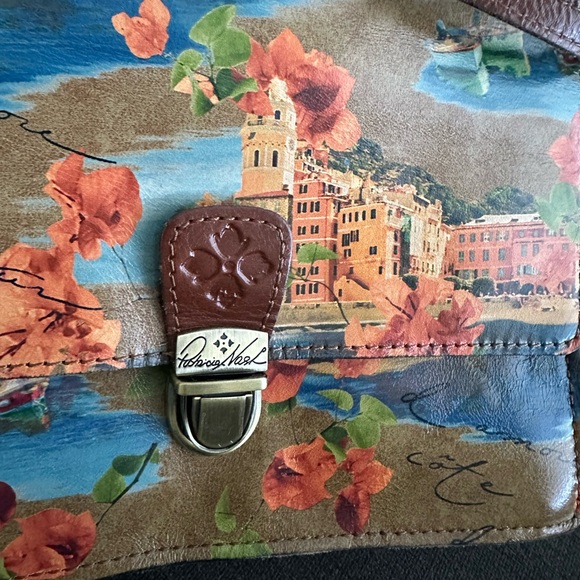 Patricia Nash LOCRI French Riviera Crossbody Bag. - Picture 4 of 13